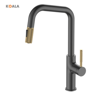 Grifo de cocina de lat&oacute;n sin plomo con certificaci&oacute;n Cupc, grifo de cocina extra&iacute;ble en oro rosa/negro con mango de lat&oacute;n grabado
