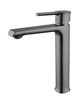Mezclador de lavabo de gran oferta, grifo de lavabo de ba&ntilde;o montado en cubierta de lat&oacute;n con un solo mango y agua caliente